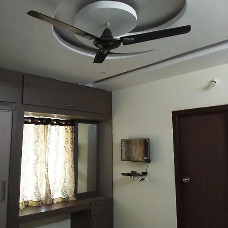 Feel Like Home -Guest House Near Tenneti Park Visakhapatnam Exterior photo